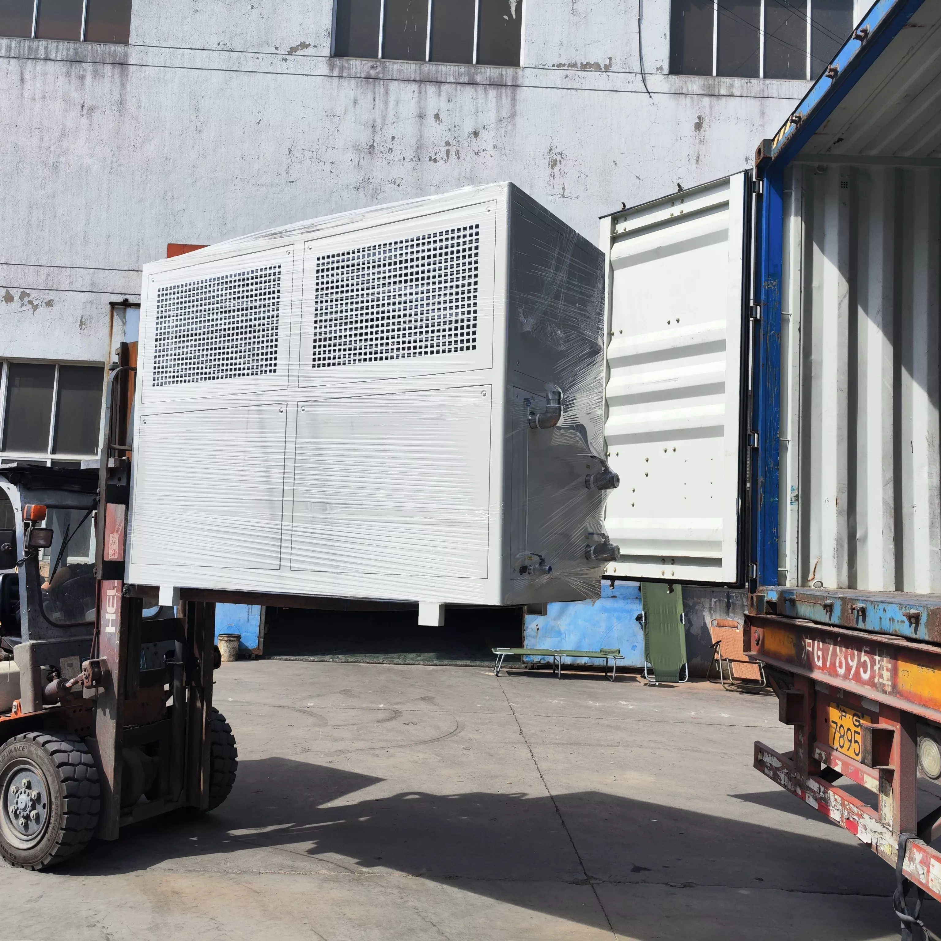 G-packer បញ្ជូនប្រព័ន្ធកែច្នៃភេសជ្ជៈ 40HQ ទៅអាហ្វ្រិកខាងត្បូង 