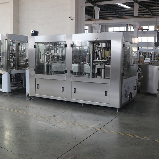 Pl&aring;tflaska 3 i 1 &ouml;lfyllningsmaskin