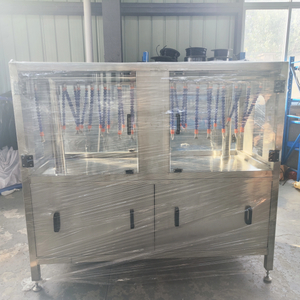 Sušička lahv&iacute; pro plnic&iacute; linky na n&aacute;poje nebo lahve s vodou 