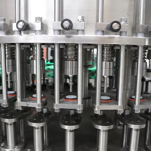 Glasflaska Fisks&aring;s Fyllning Och T&auml;ckmaskin