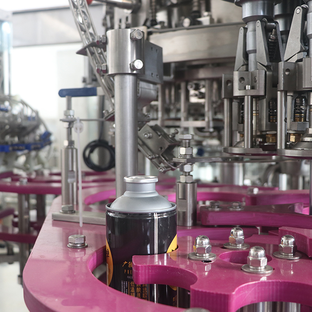 Машина за пуњење занатског пива од гвожђа